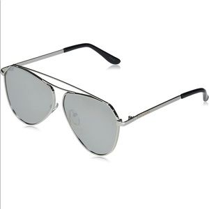 NEW! TAHARI Sunglasses Classic Mirrored Silver Aviator Reflective Lenses 100% UV